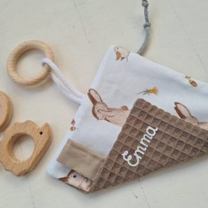 Knistertuch mit Name und Greifling Hase