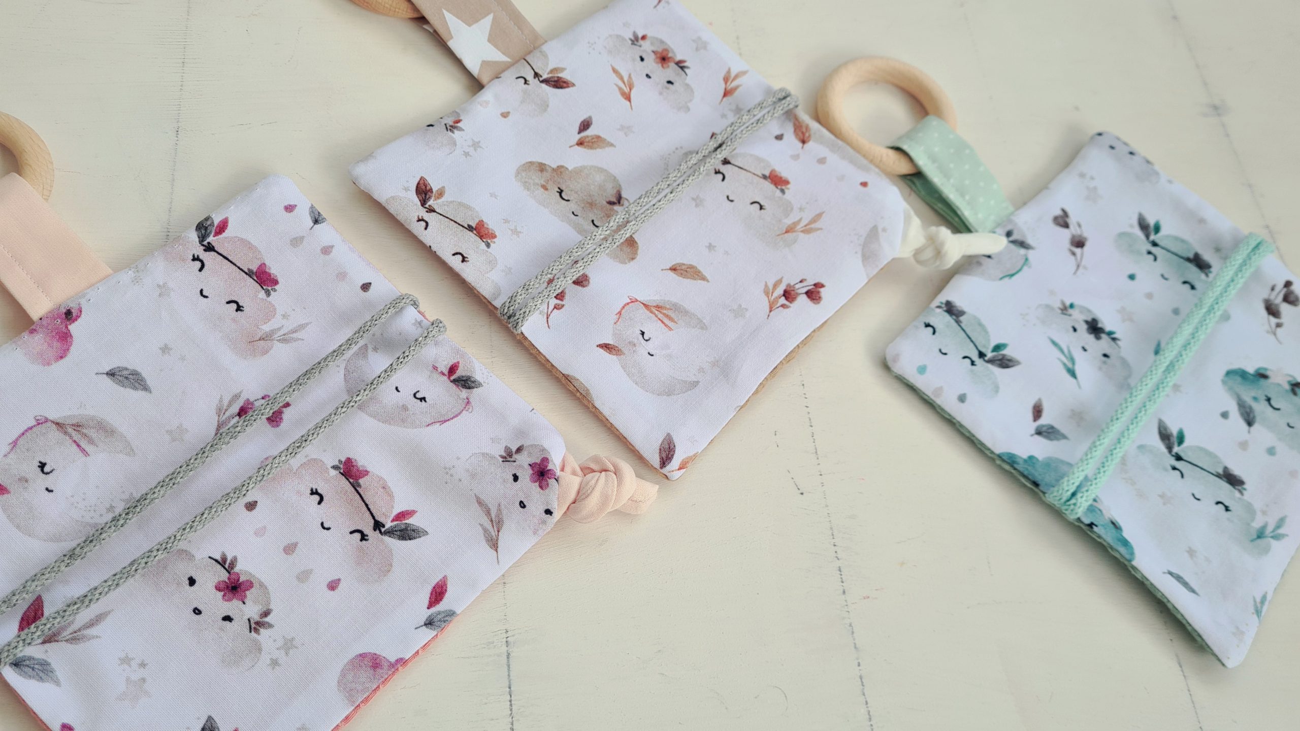 Knistertuch mit Name und Greifling Clouds – Bild 6