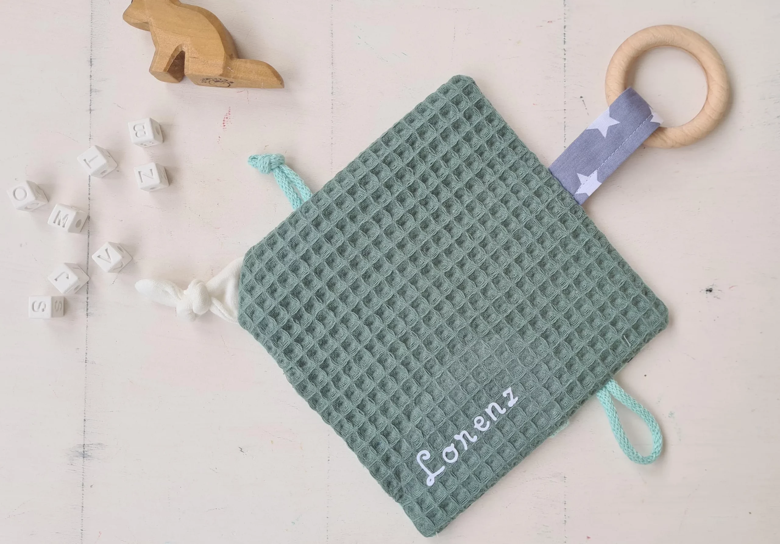 Knistertuch mit Name und Greifling Zootiere Mint – Bild 5